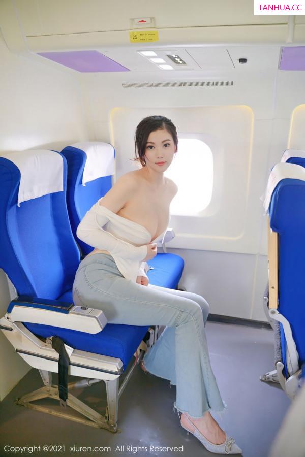 李雅柔  [XiuRen]高清写真图 2021.09.24 No.3989 李雅柔182CM第32张图片